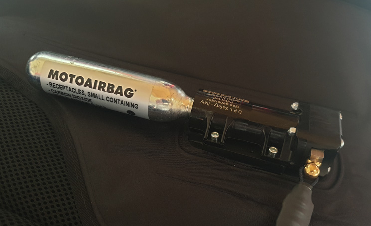 Sistema activaci&oacute;n Motoairbag